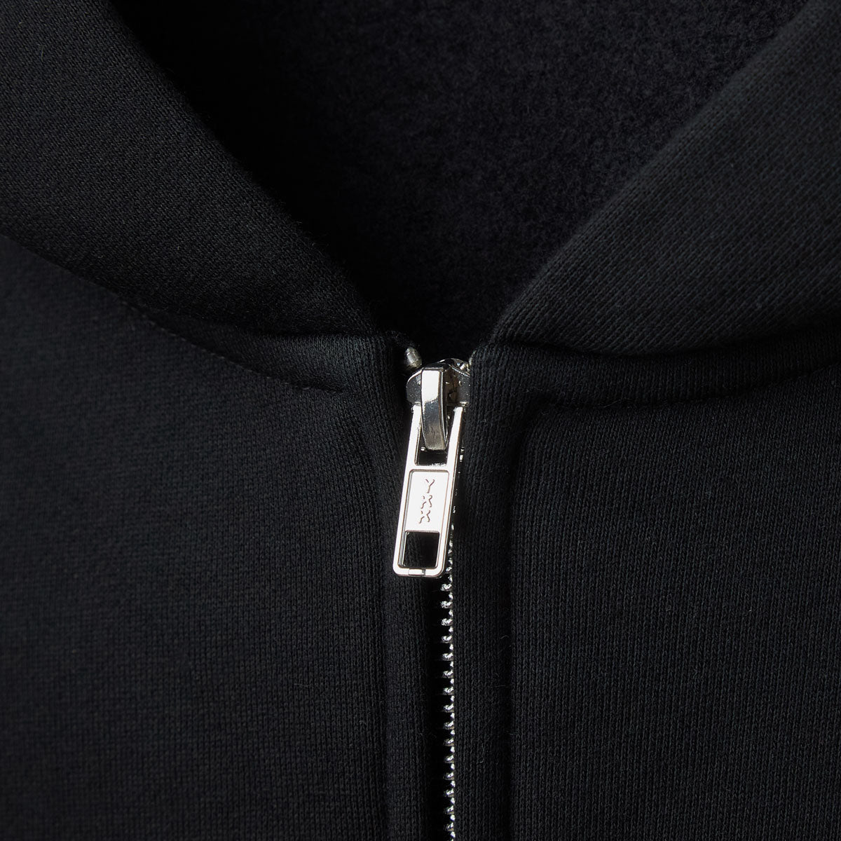ZIP UP BLACK BLANK