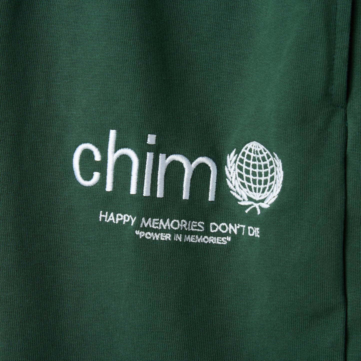 GREEN PROGRAM 3/4 SHORTS