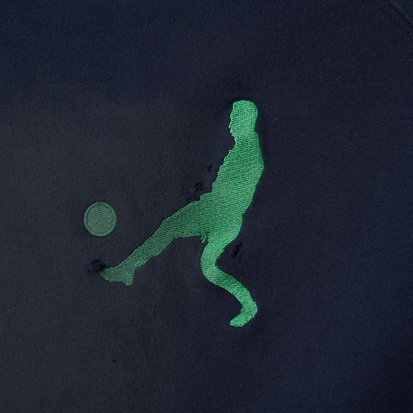 L&F BRASIL ZIP UP (DESTROYED NAVY)