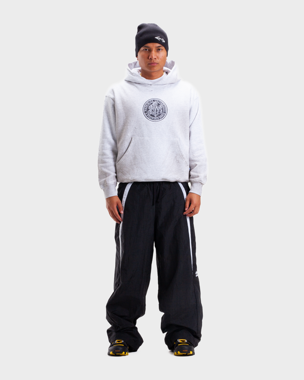 UNIVERSITY HOODIE