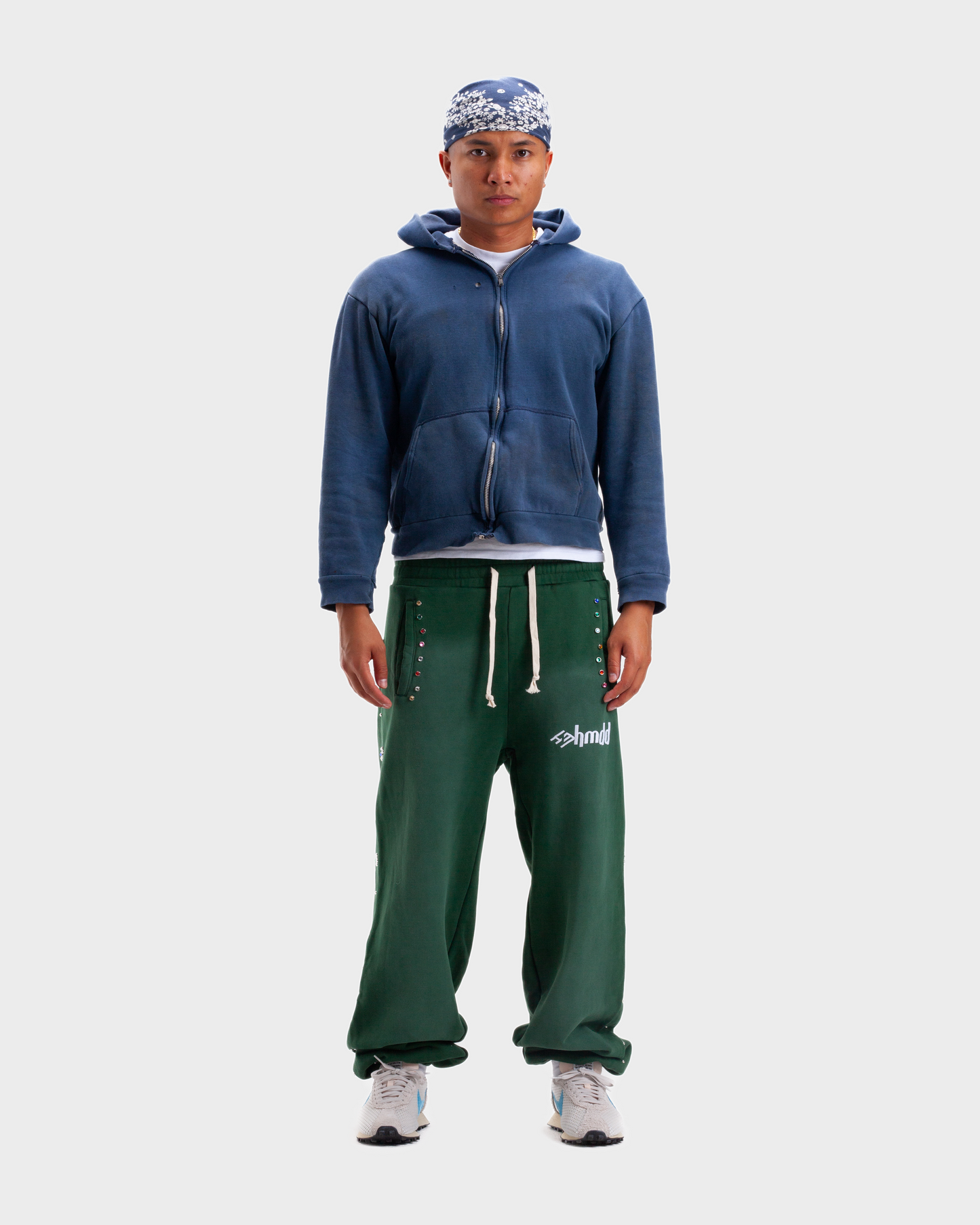 GREEN FLOWER STUDDED SCRUNCH SWEATS